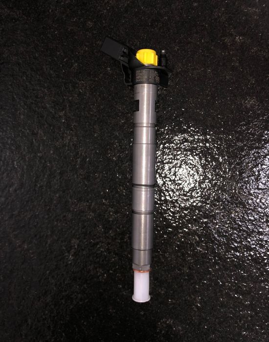 Wtryskiwacz-e *115*052 AUDI 3.0 TDI *130*277AH VW TOUAREG