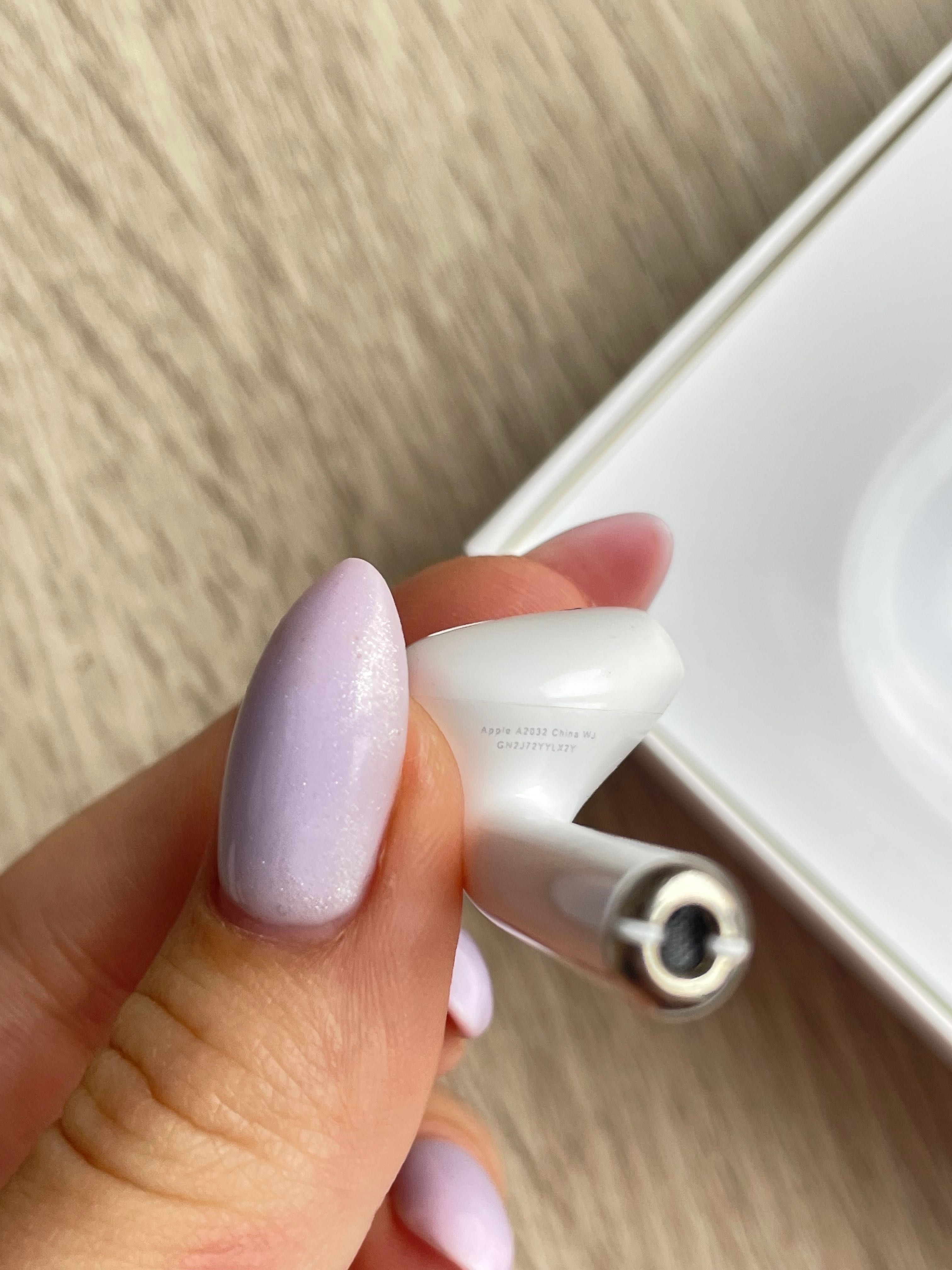 AirPods 2 gener. nowe, Apple, nie używane, potwierdzenia w ogłoszeniu