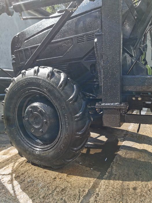 Iseki TU 197 F mini traktorek japoński 4x4