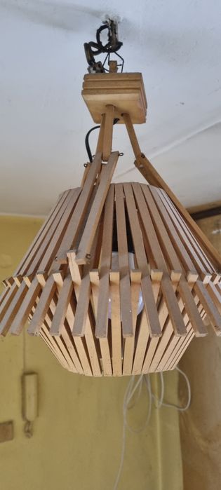 Lampa drewniana PRL