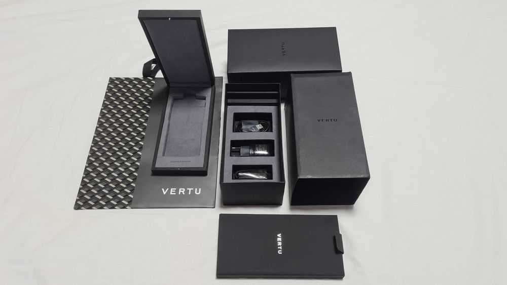Vertu Signature Touch , классический vertu, верту,