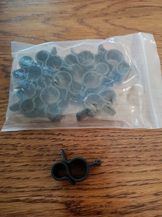 Zestaw 30 klipsów do markizy do lin itp.