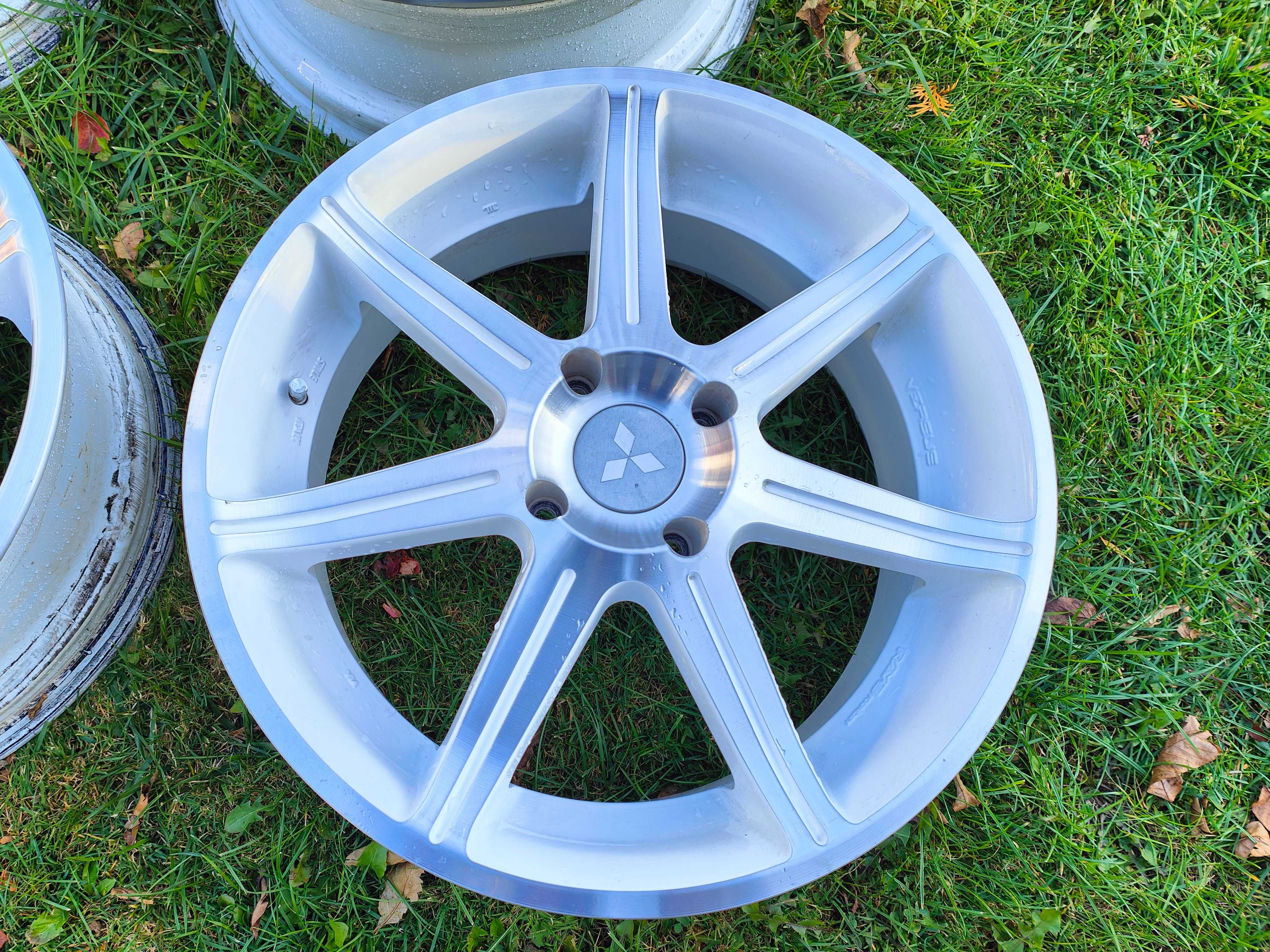 RAYS Versus Avanti CNC 18x7.5 4x114,3 prawdziwy JDM import z Japonii