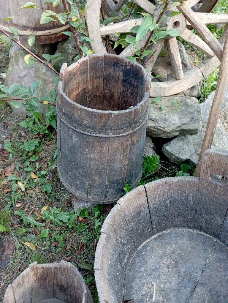 Продам,бочки,маслобійка,колеса лопати вили,кочерги,корита