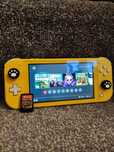 Nintendo Switch Lite • Minecraft • 64GB MicroSD