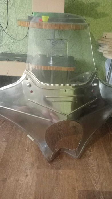 ветровое стекло на мотоцикл