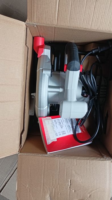 Пила циркулярная. Паркетка. Новая.PowerPlus.Бельгия.