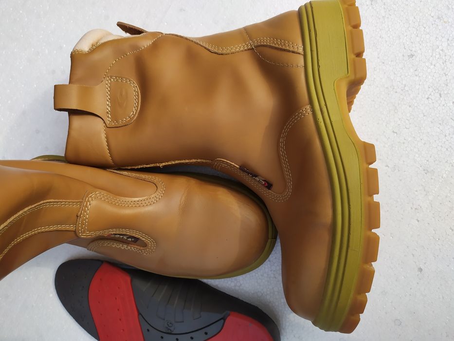 Сапогі ботинкі шкіряні 40 р.