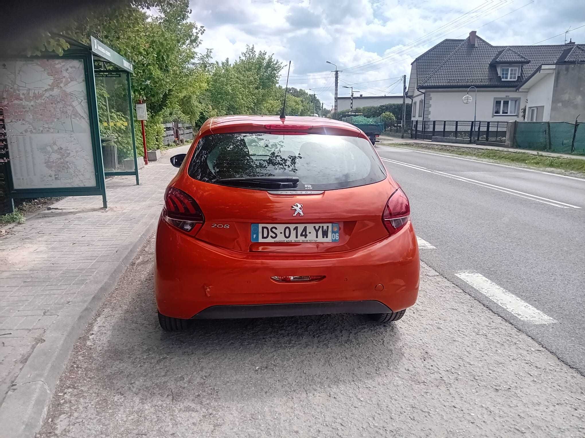 Peugeot 208 1.2 turbo benzyna 2015 r.