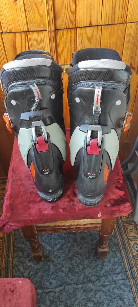 Nordica лыжные ботинки