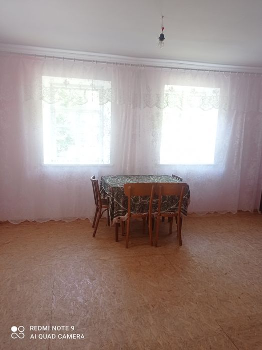 Продам будинок та 40 соток землі по ціні секції в гуртожитку