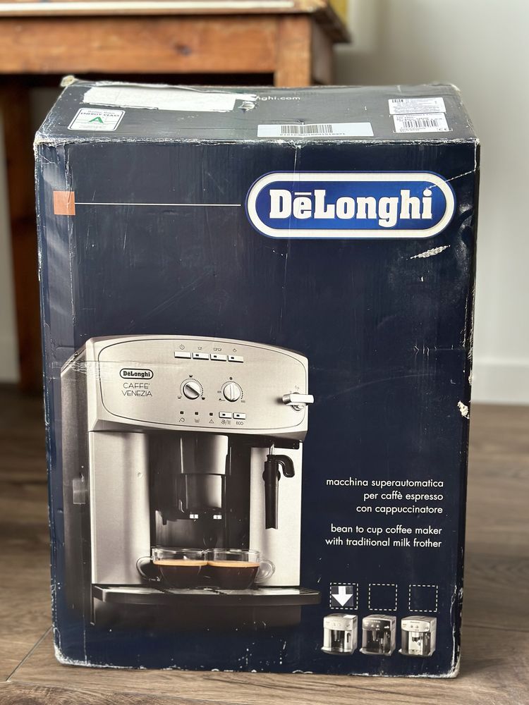 Кофемашина Delonghi 2200.S