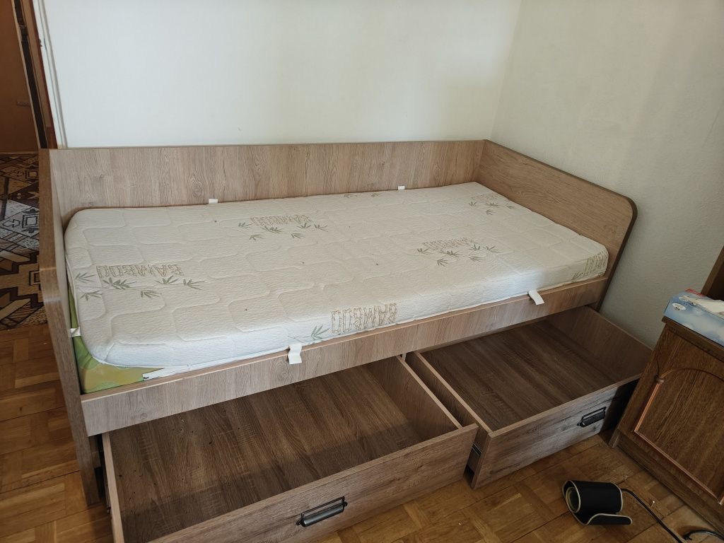 Tapczan łóżko z 2 pojemnikami na pościel dostawa Warszawa