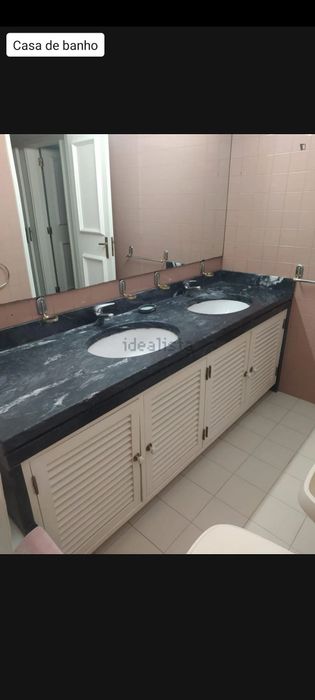 Aluguer quarto torres vedras