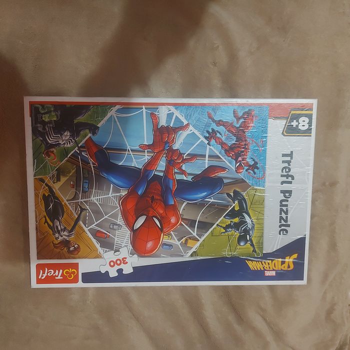 Пазли Trefl Spider-Man — 300 елементів