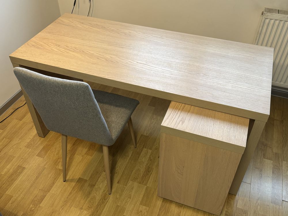 MALM | Biurko z wysuwanym panelem | IKEA