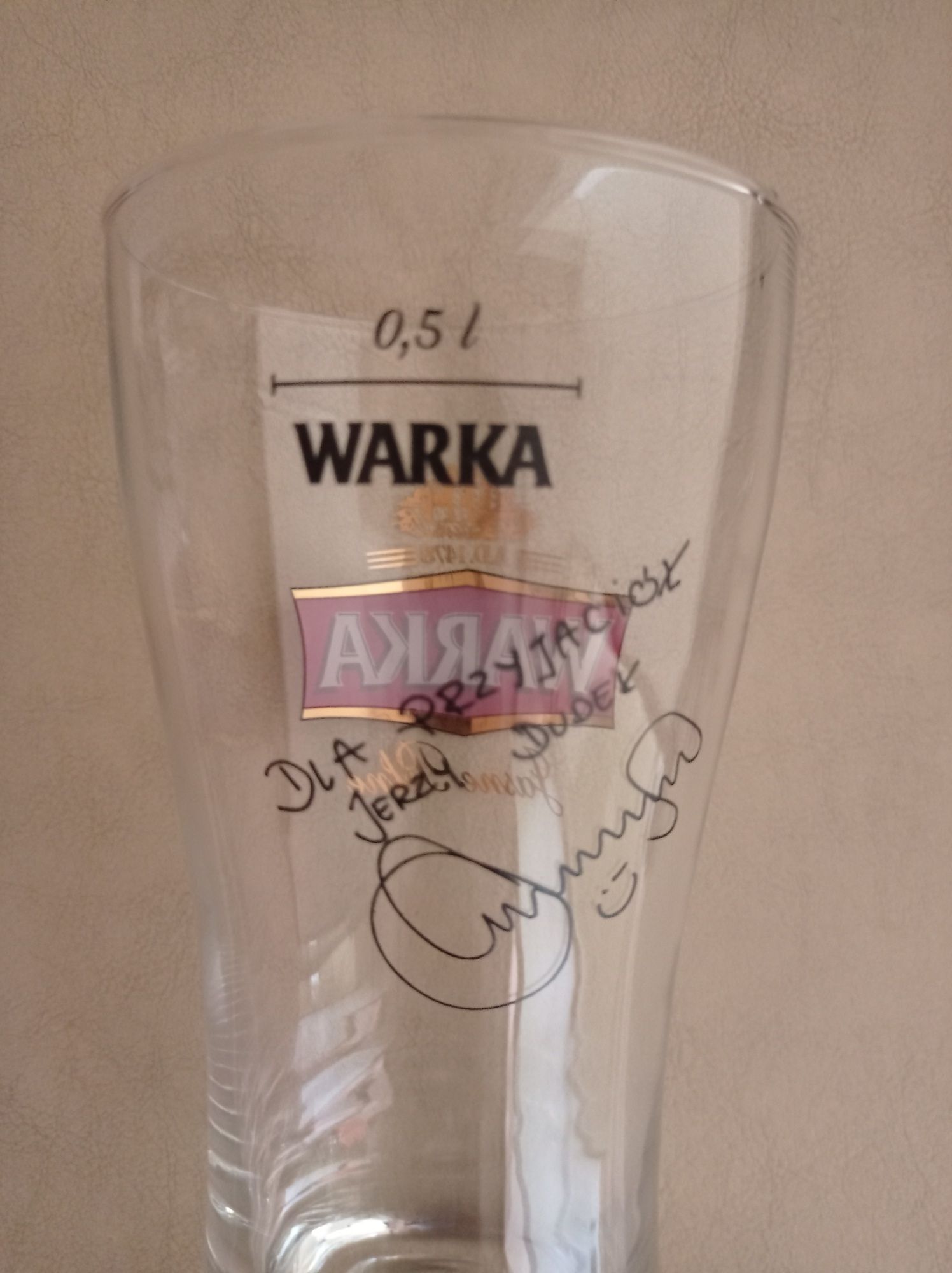 Szklanka do piwa z autografem Jerzego Dudka