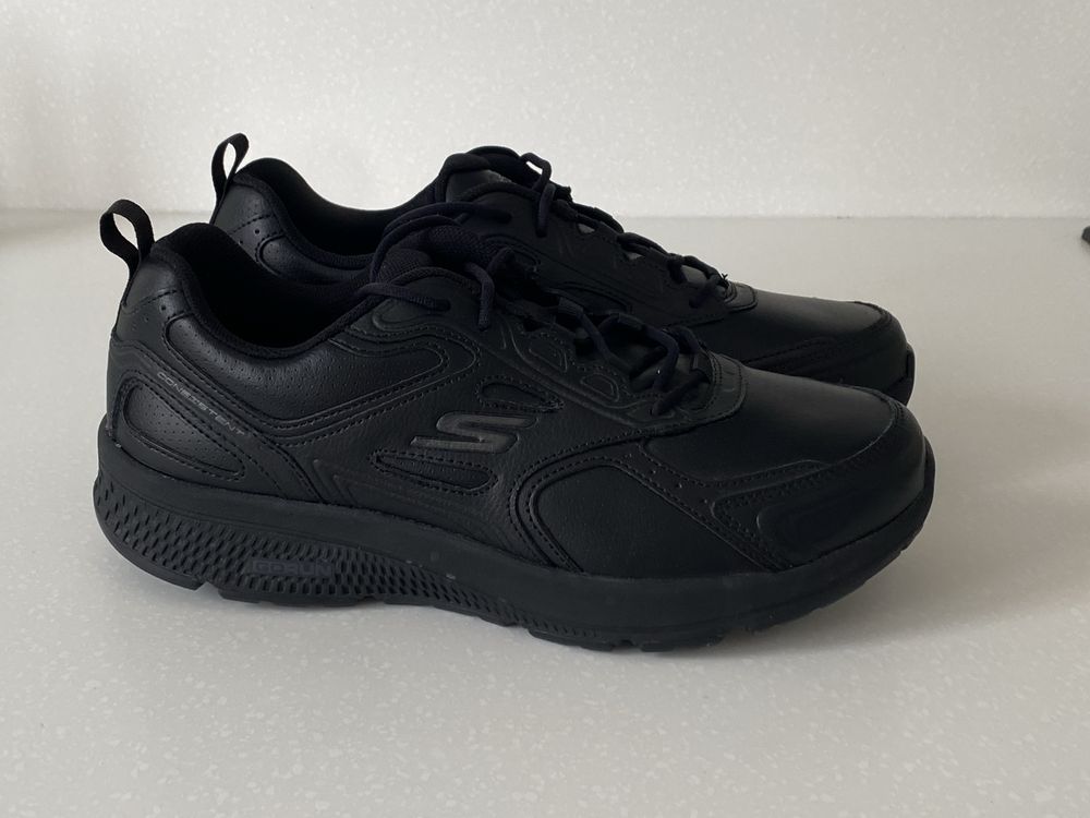 Skechers оригінал кросівки  легенькі р,42,5р.43.5р.45,5