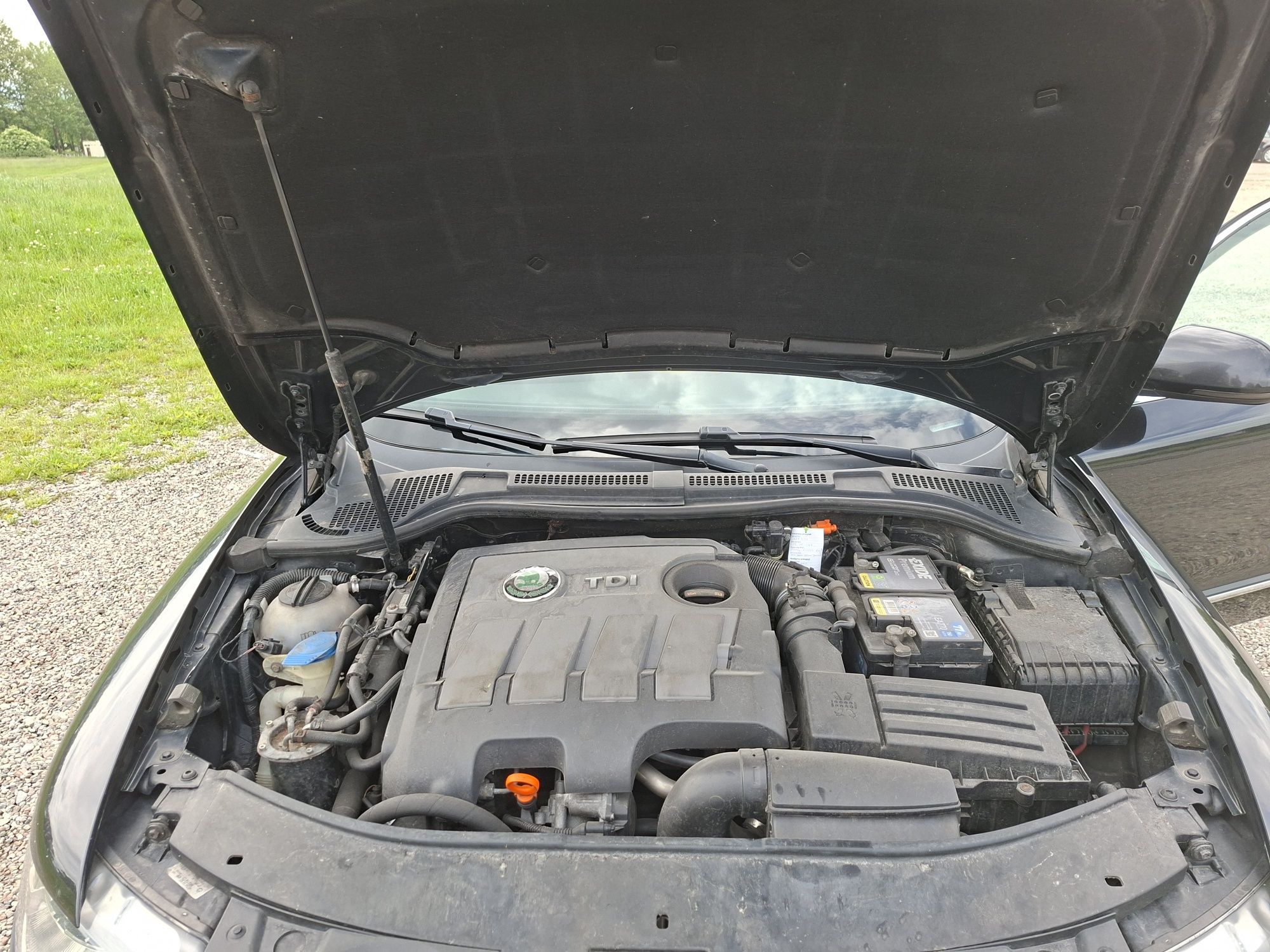 SUPERB 2 2.0 TDI 170 DSG