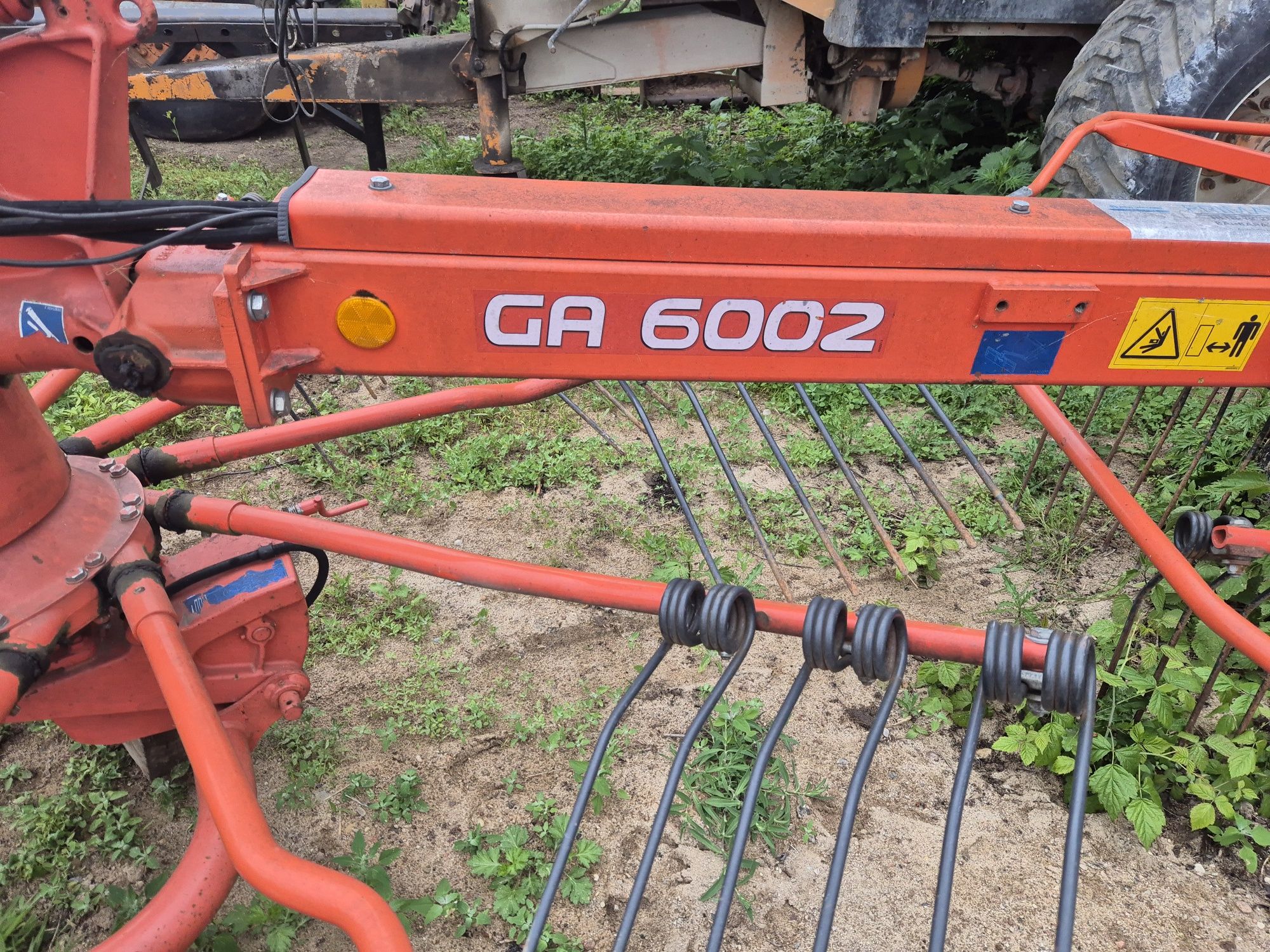 Zgrabiarka dwukaruzelowa KUHN GA 6002. Okazja.