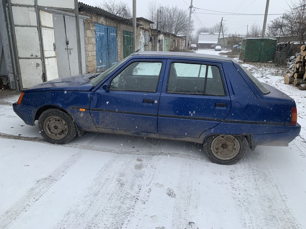 Продам таврію славуту 1300