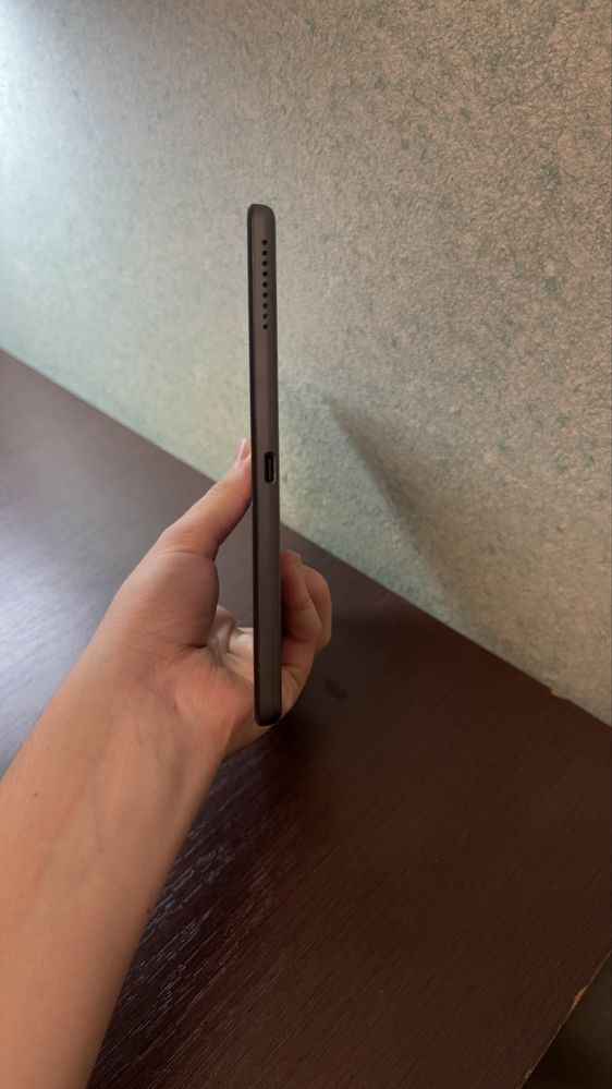 Lenovo Tab M10 FHD Plus 4/128 гб( є слот для сім-карти)
