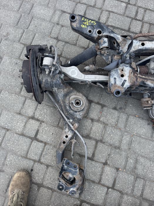 Задня передня балка Рено колеос Renault Koleos