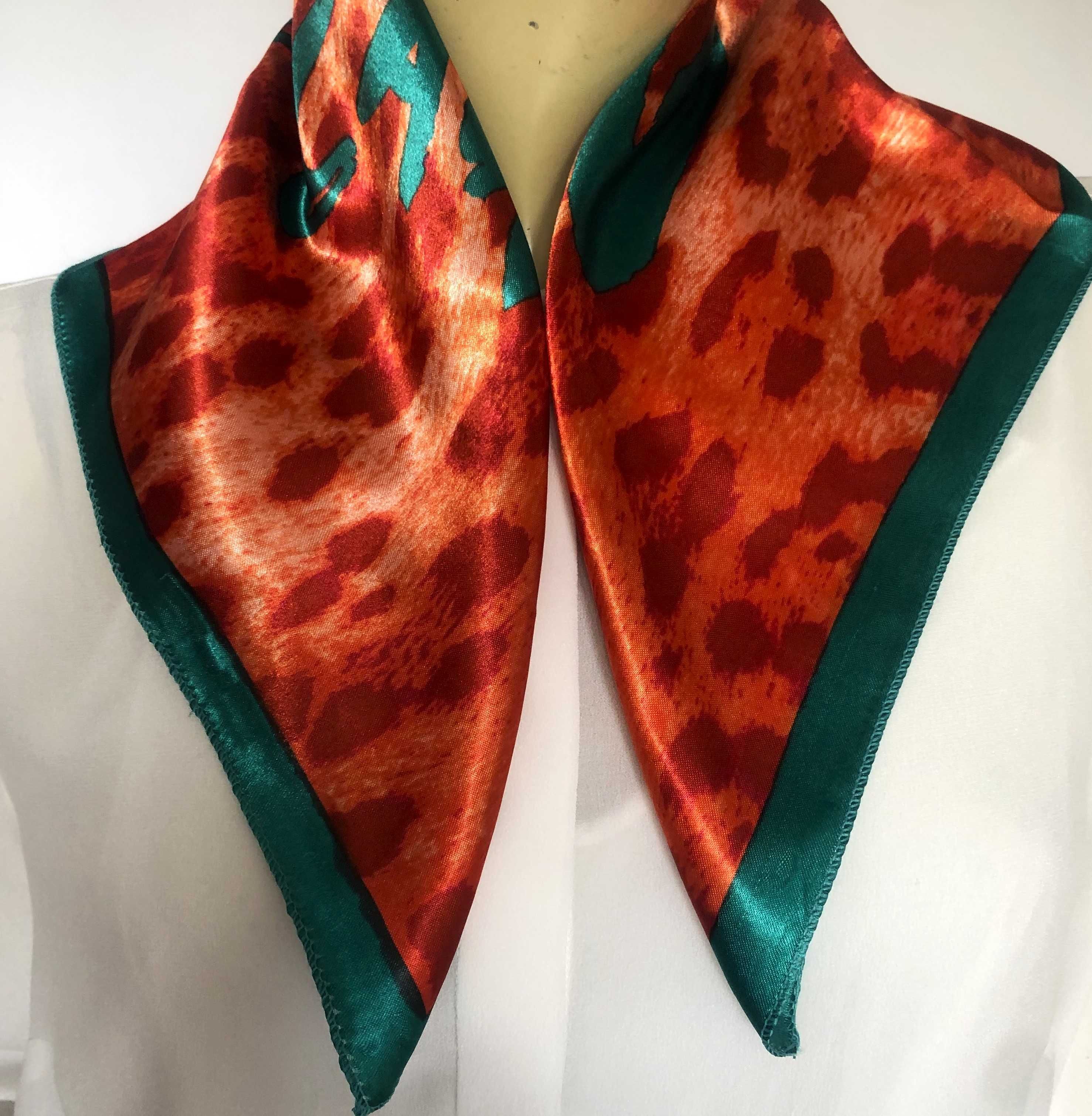 Roberto Cavalli chustka,apaszka 51x51