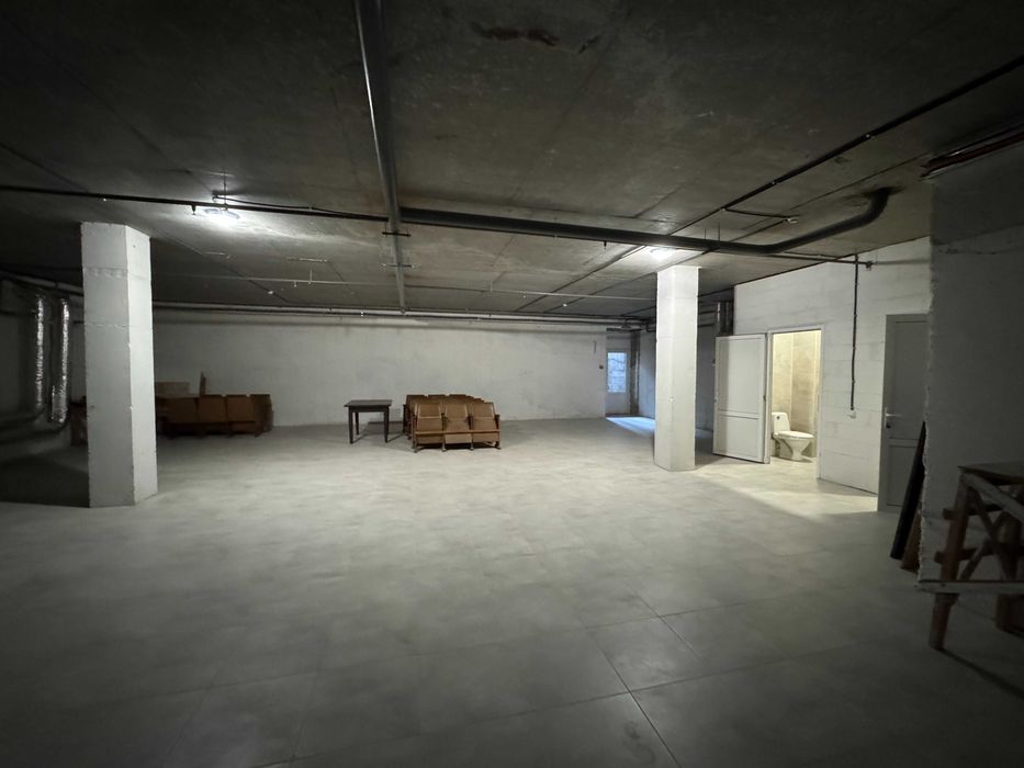 Підвальне приміщення в ТЦ Ринковий