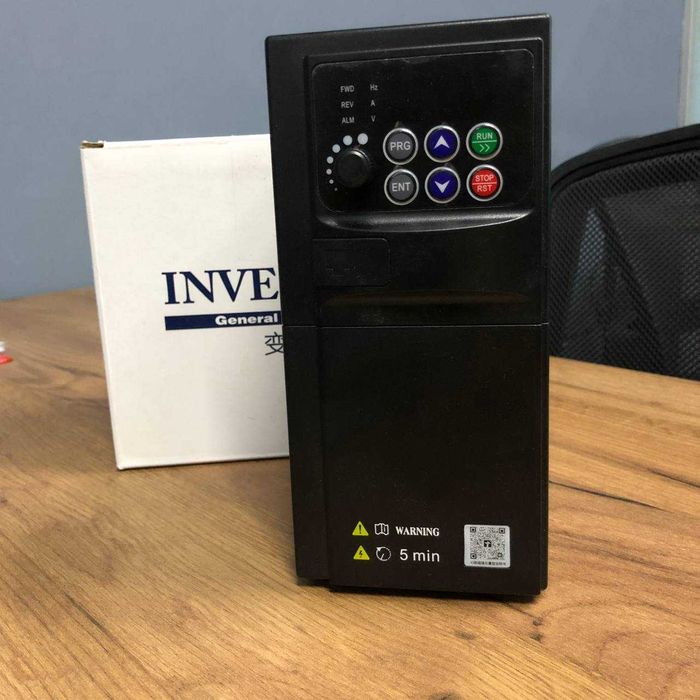 Частотний перетворювач 220 на 380(3 кВт) (Торг присутній)