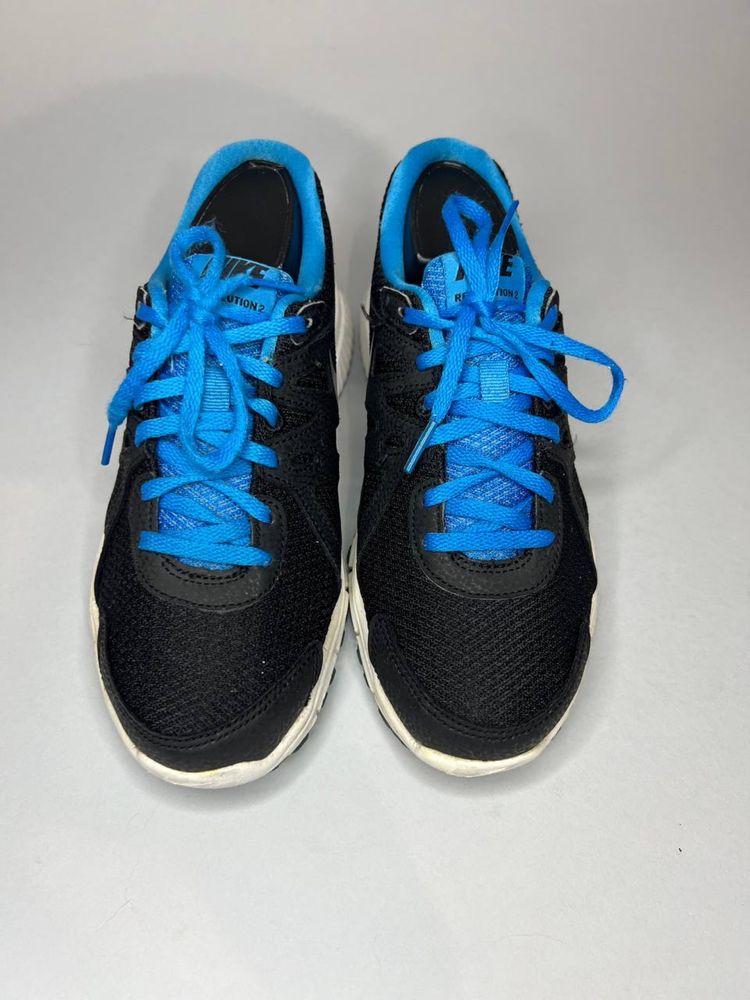 Кросівки nike revolution 2