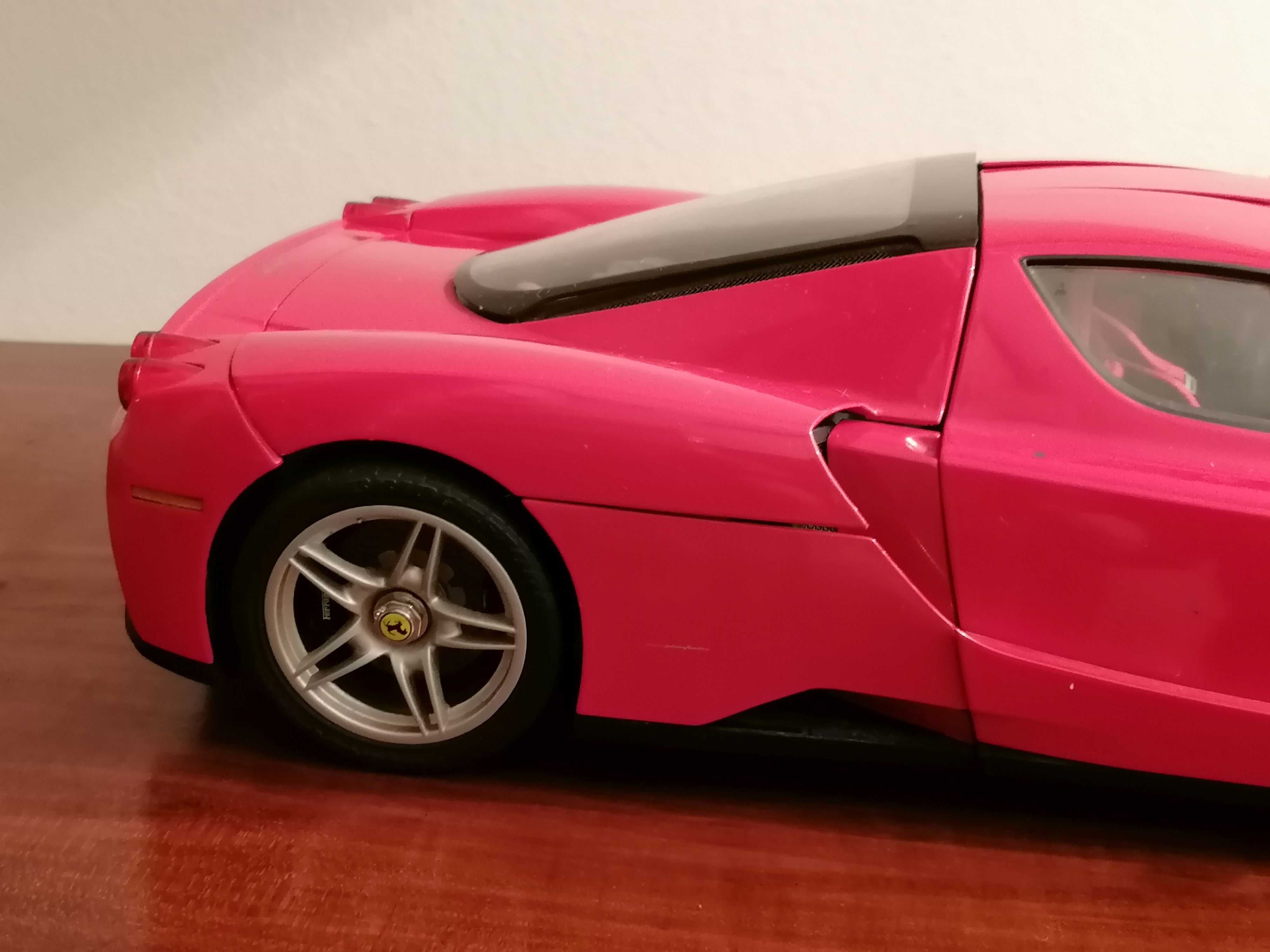 Réplica de Ferrari Enzo, escala 1/10, edição Agostini