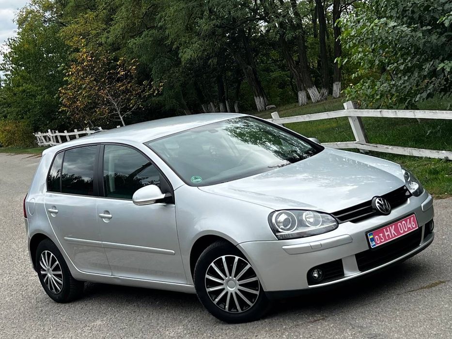 Volkswagen Golf R line