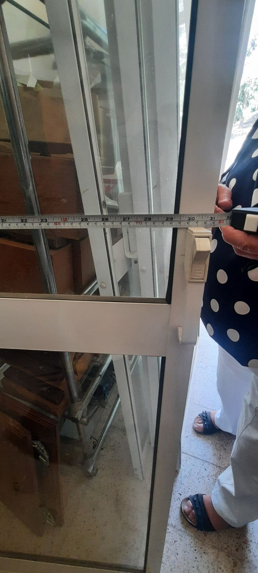 6 portas brancas de aluminio