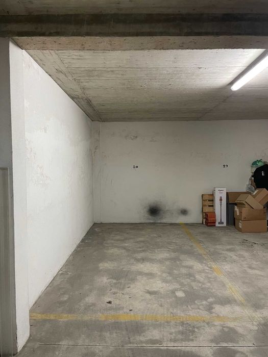 Lugar de Garagem Subterrâneo + Lugar Exterior (100m do Rossio – Évora)