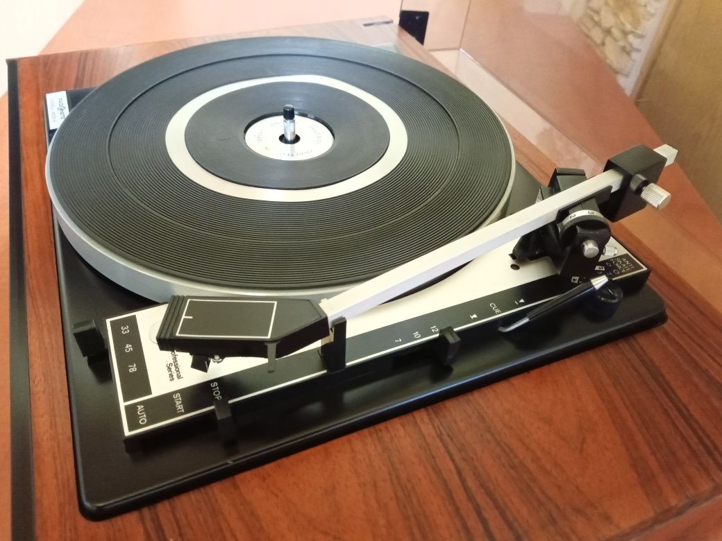 " Gramofon RADIO NETTE " Tandberg