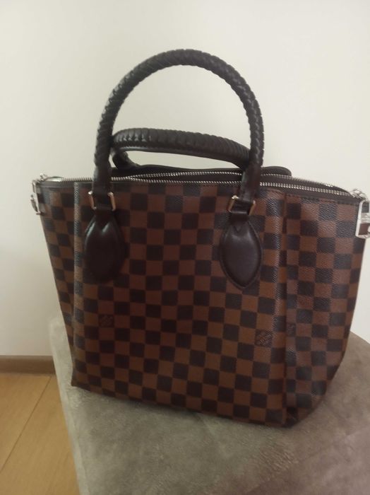 Сумка тоут  Louis Vuitton