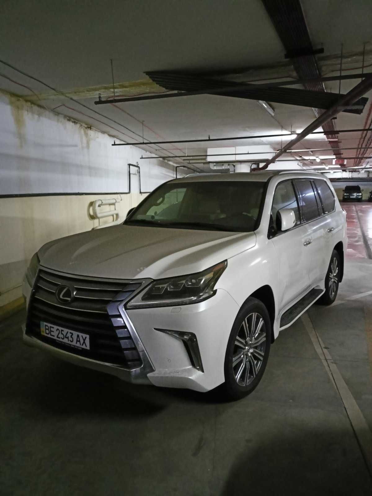 Продам Lexus LX 570, 2016, 9000 км.