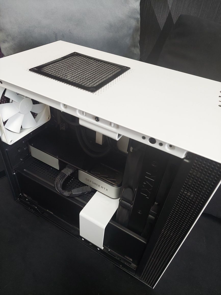 Ігровий комп'ютер Ryzen 7500F, 32GbDDR5, RTX3060Ti, 1TbSSD біло-чорний