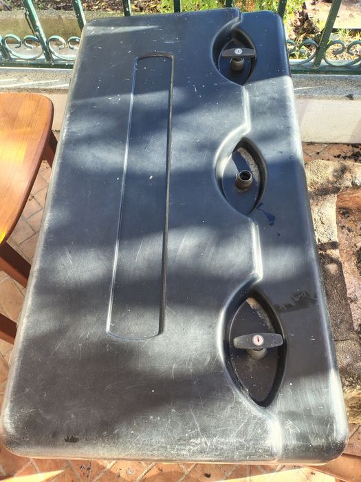 Caixa ótima pra armazenar lenha