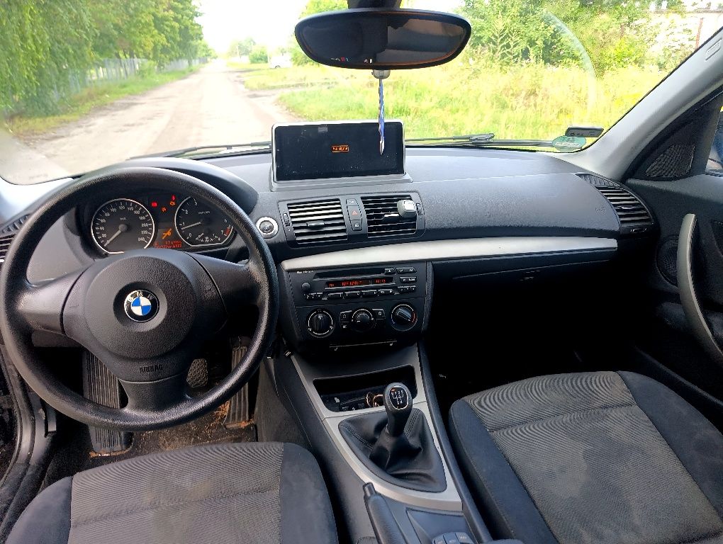 BMW 116 sprowadzony uszkodzony