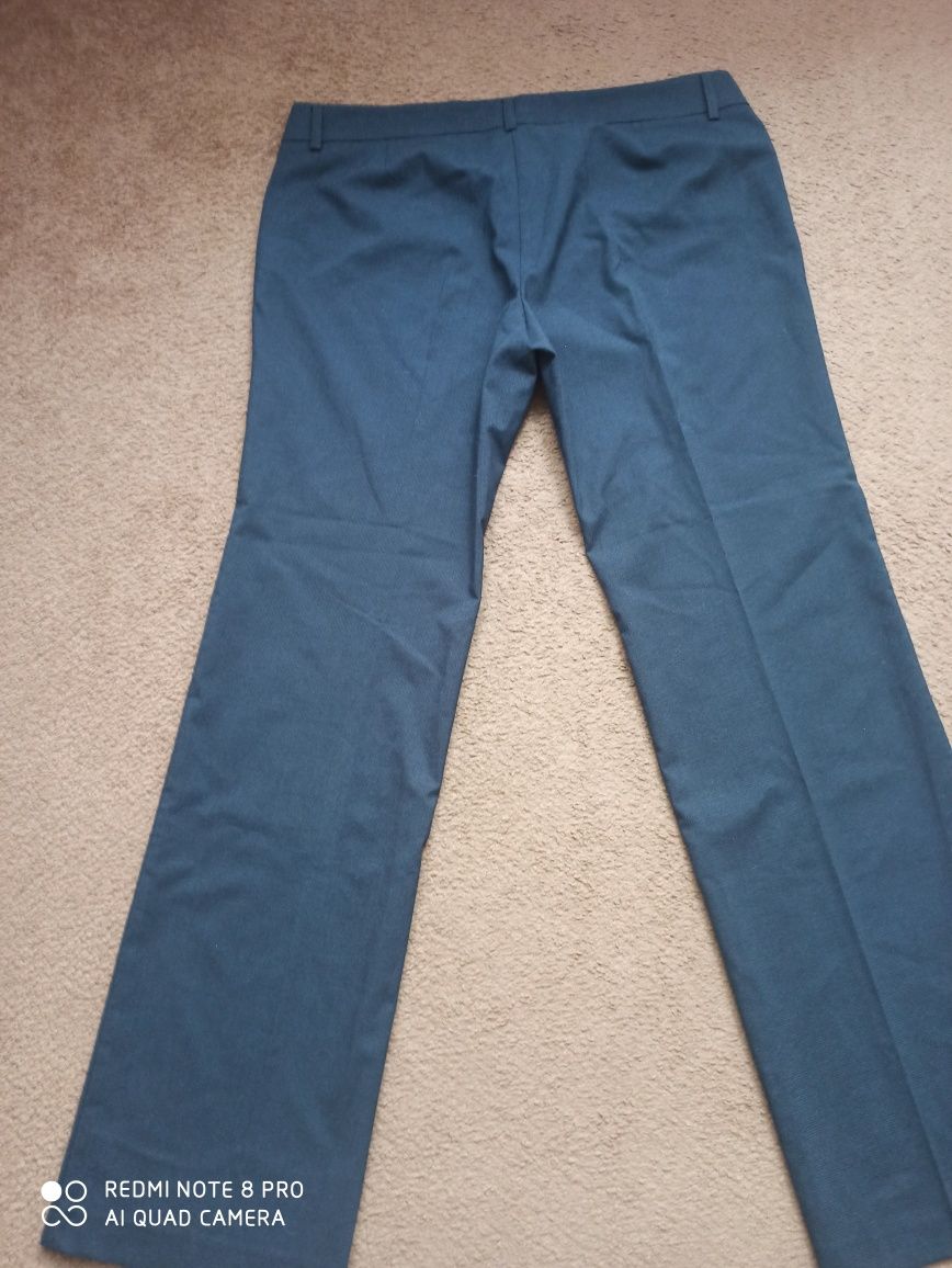 Spodnie garniturowe Montego 42