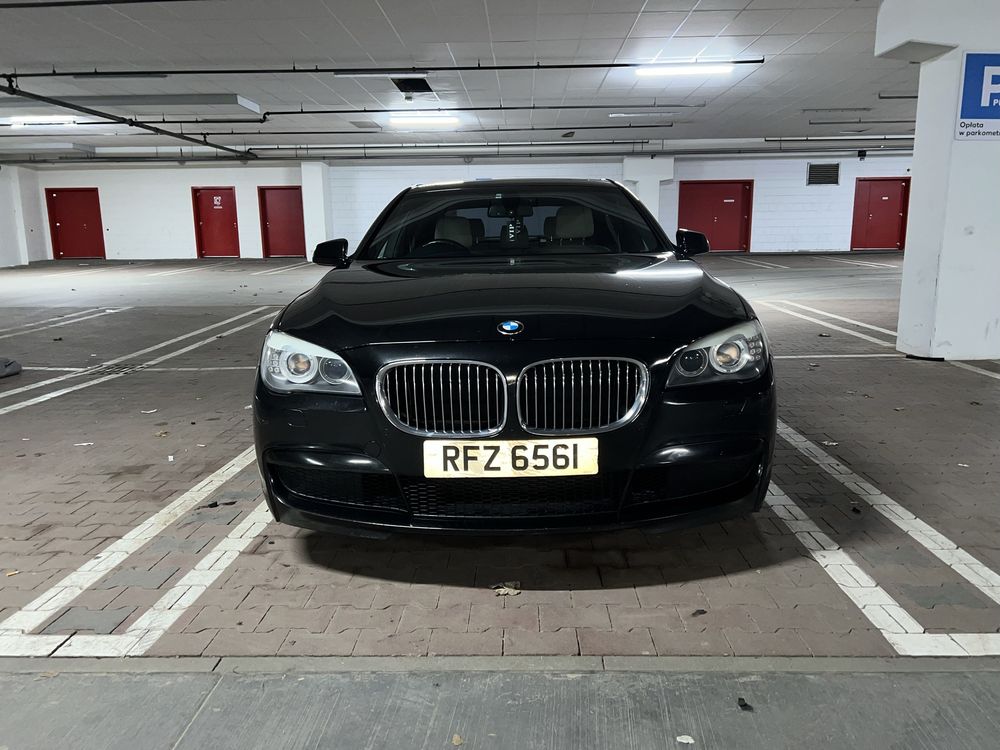 Bmw 730D M Sport black on black