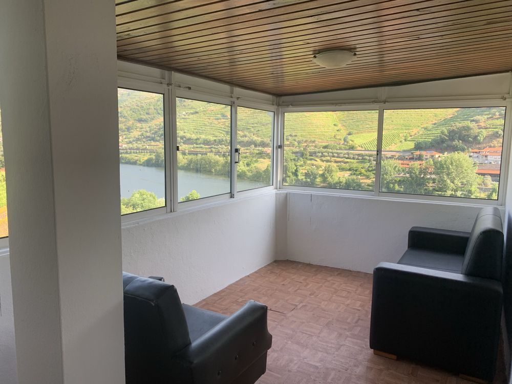 Casa com terraço e Vista Privilegiada para o Rio Douro