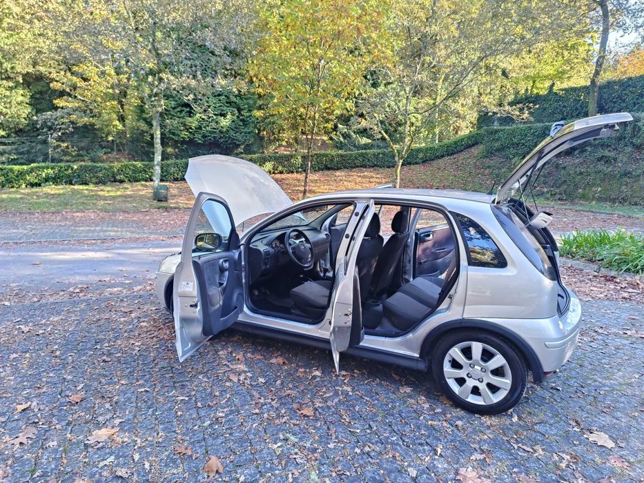 OPEL CORSA C 1.3 CDTI COM AR CONDICIONADO EXCELENTE ESTADO GERAL
