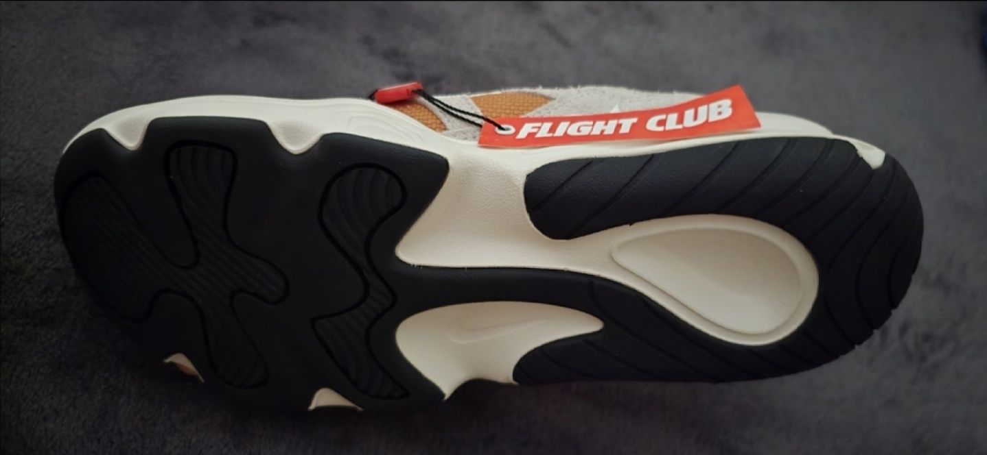 Nike Tech Hera Cinzentos e Laranja