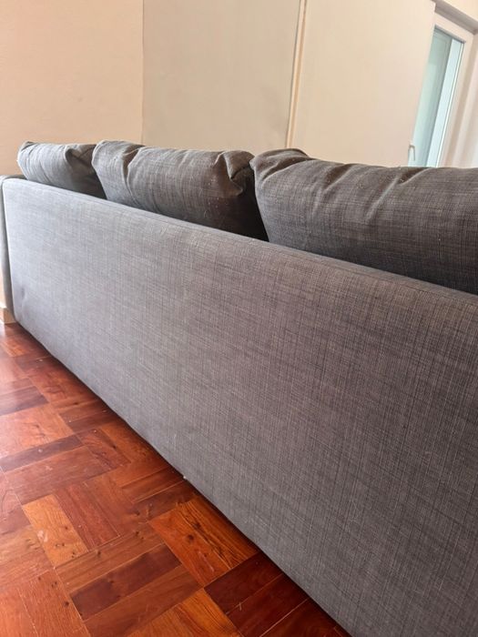 Sofá FRIHETEN com Chaise Long – bom estado