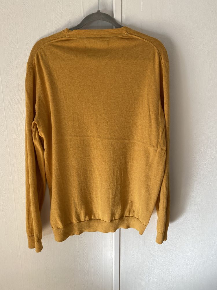 Sweter męski L dekolt w serek