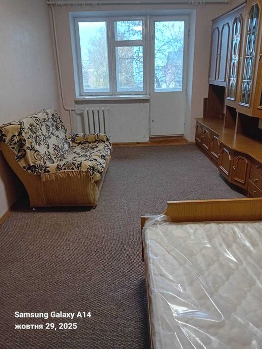 Здається одно кімнатна квартира в центрі м. Луцьк.