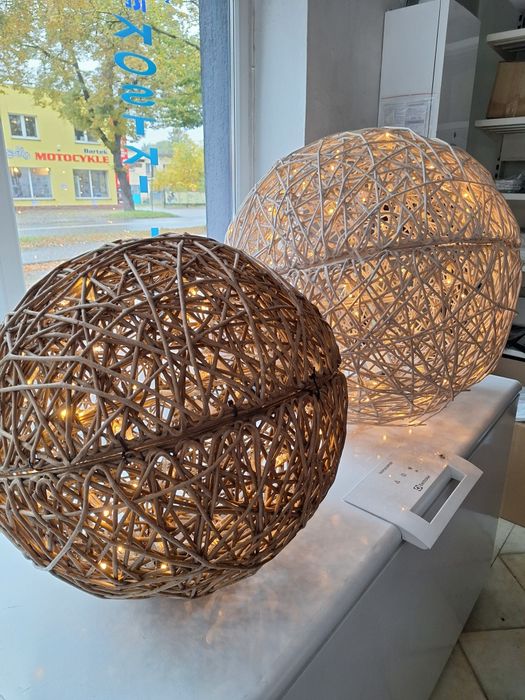 Kule z lampkami led